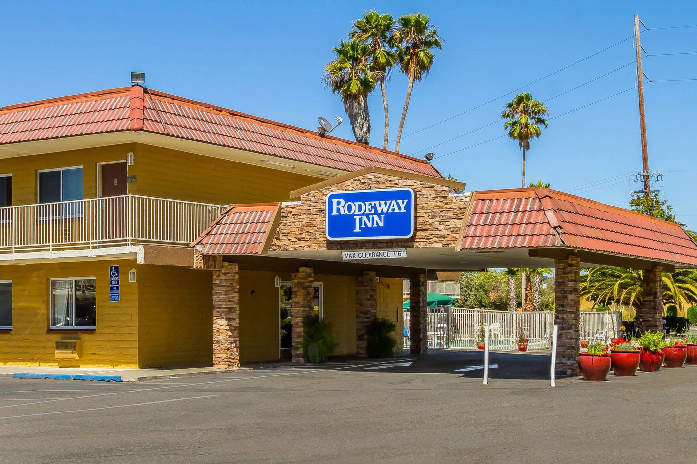 Rodeway Inn Wine Country Rohnert Park Exterior photo